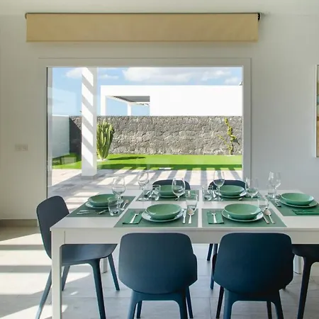 Blancazul Gazmira Villa *