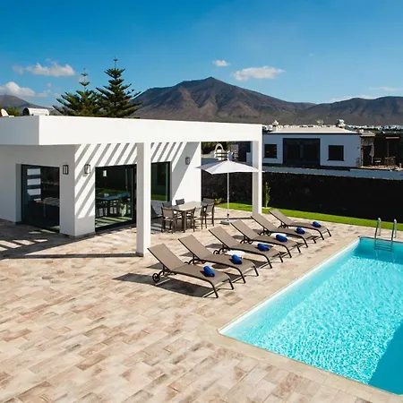 Blancazul Gazmira Villa