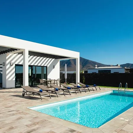 Blancazul Gazmira Villa