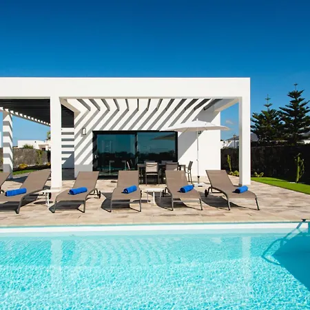 Blancazul Gazmira Villa *